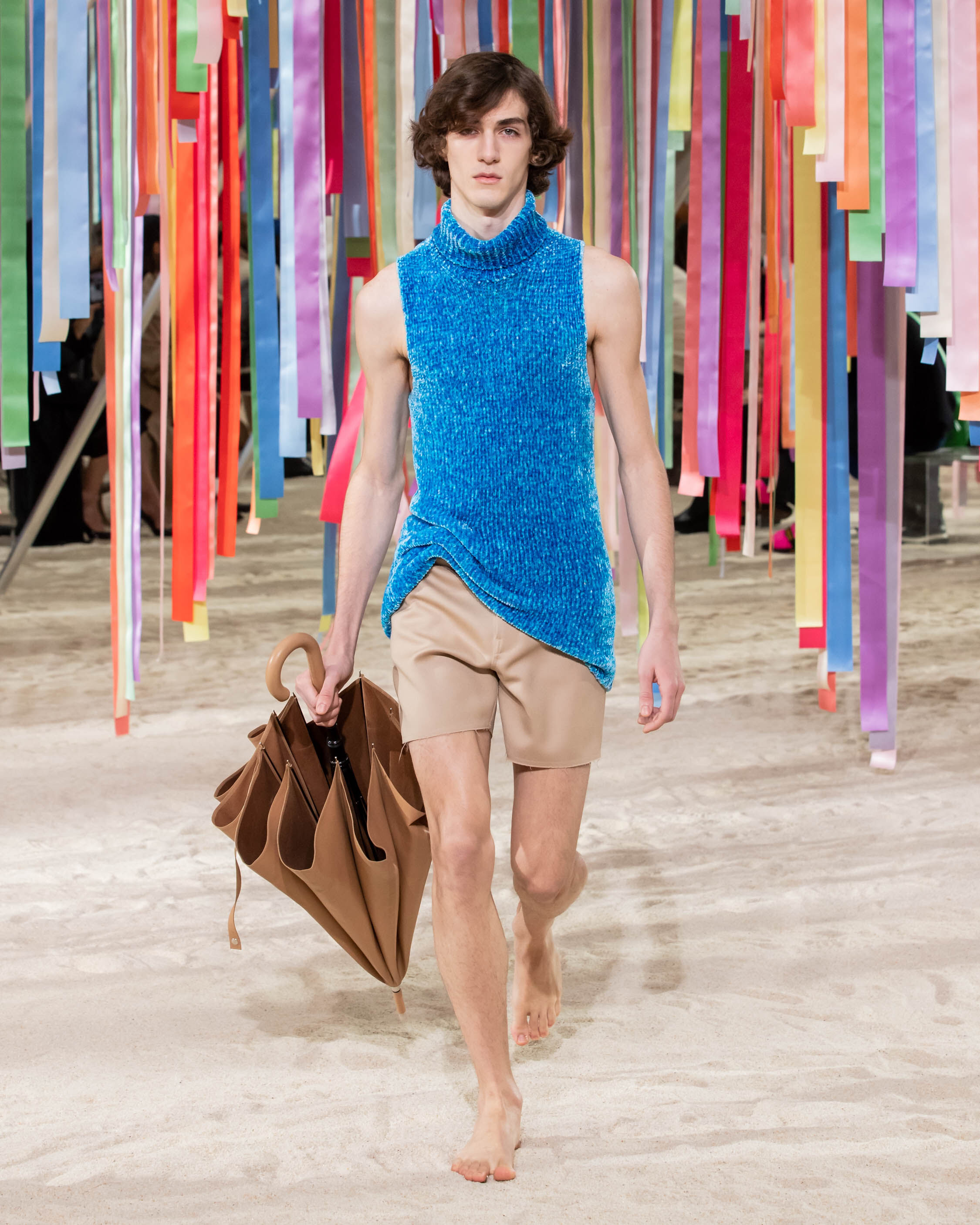 Loewe 22 online